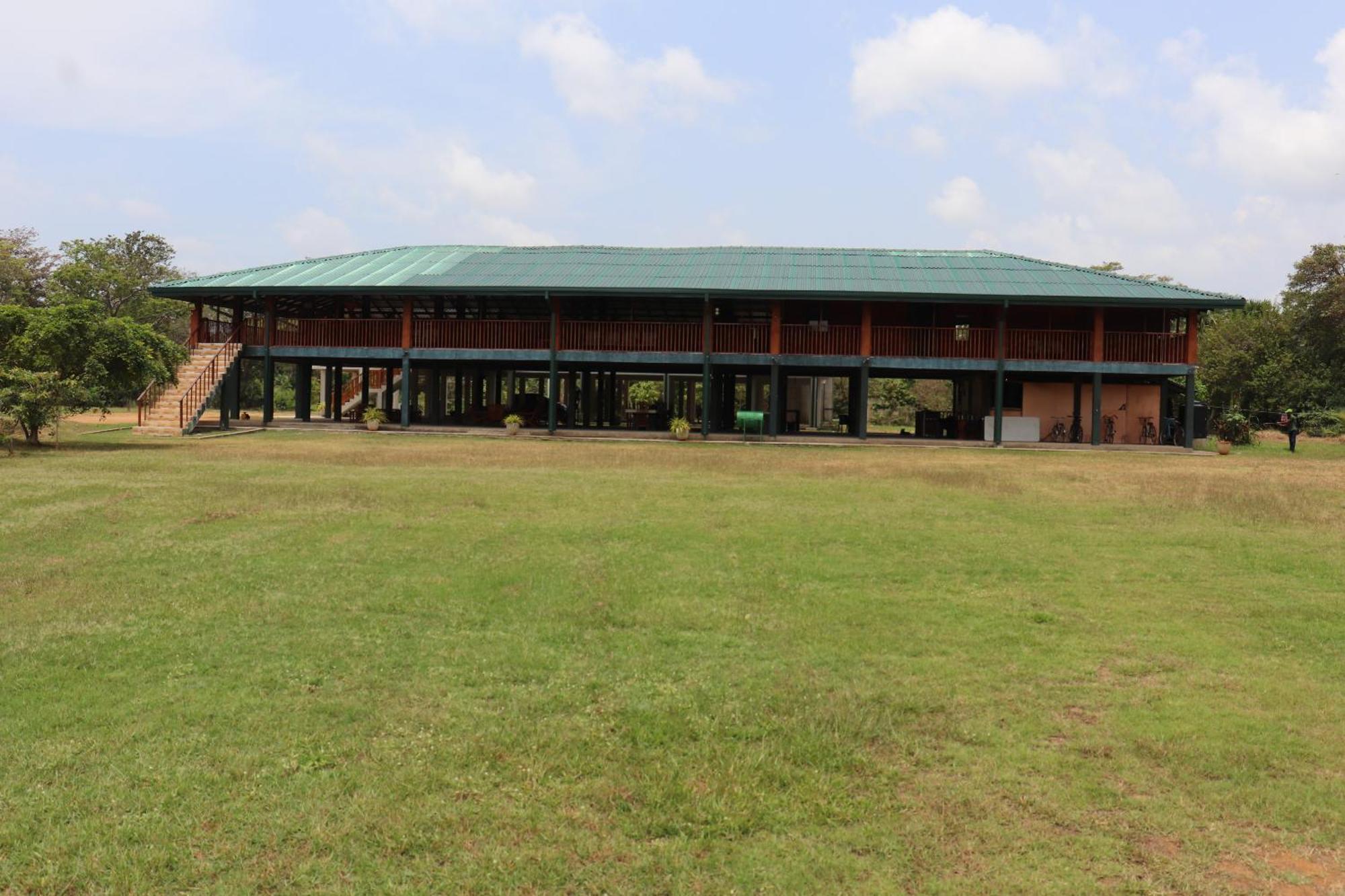 Hotel Kayjay Wild Wilpattu Esterno foto